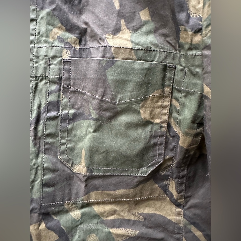 ALLSAINTS SPITALFIELDS Camo Wax Spurr Hardy Blazer XL EUC
3 pocket button down - Picture 10 of 11